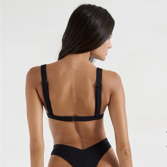 ONEONE Swimwear Kameron Top - Picture 2 of 7